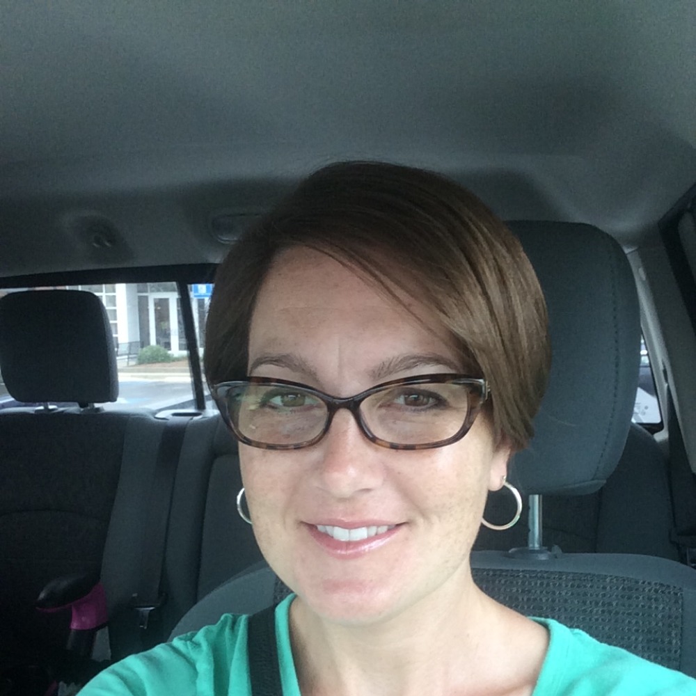 Meet your Posher, Jenn